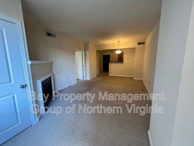 Foto del edificio - 851 N Glebe Rd