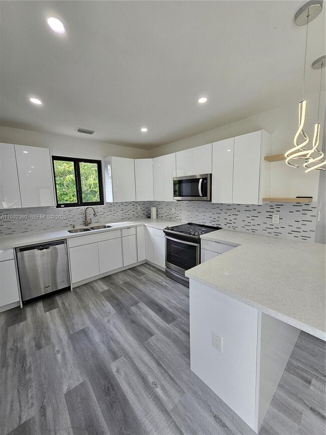 Foto del edificio - 2160 NW 30th St