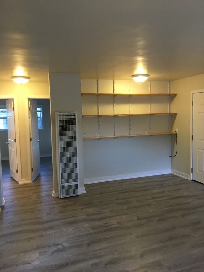 Building Photo - 302 Ocean Ave