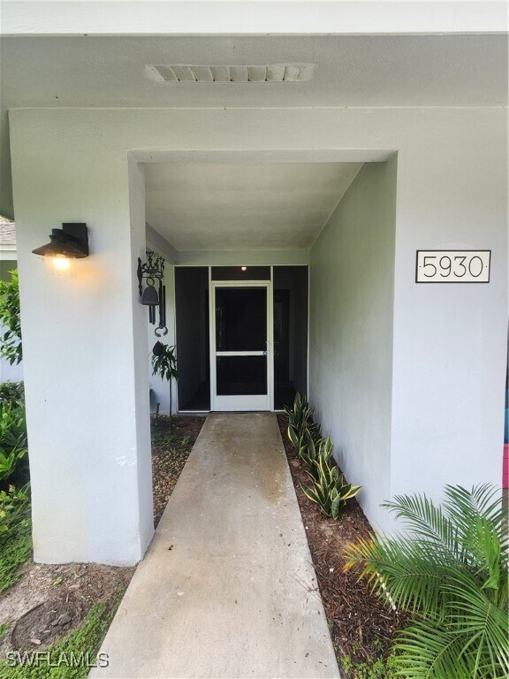 Foto del edificio - 5930 Spanish Oaks Ln