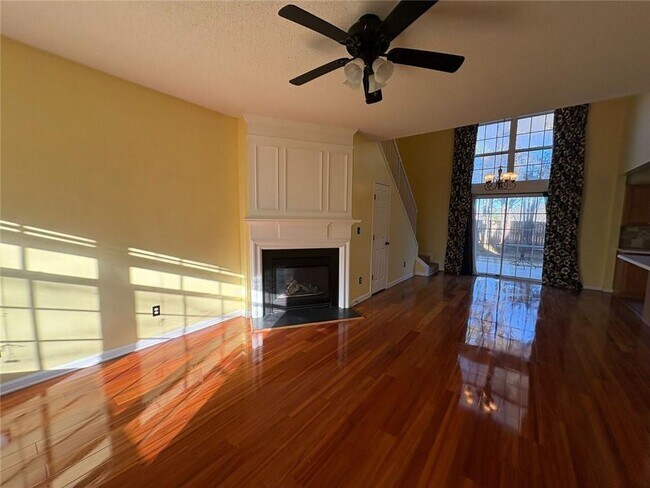 Building Photo - 1607 Heyford Cir