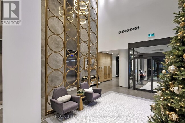 Building Photo - 330 Richmond St W