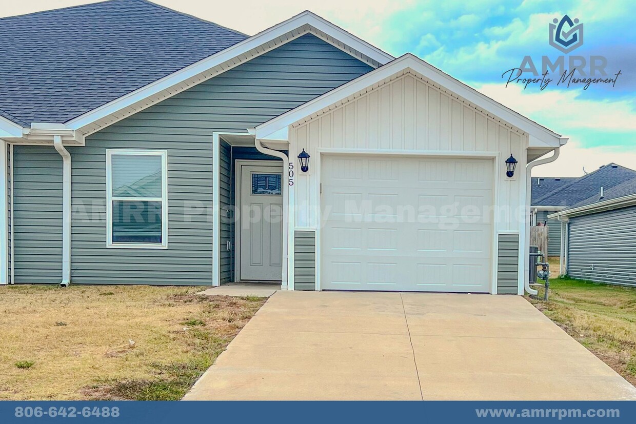 Primary Photo - Move-In Ready 3-Bedroom Home – Ideal for F...