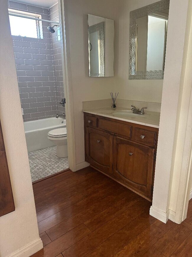 Foto del edificio - 1930 Junipero Ave