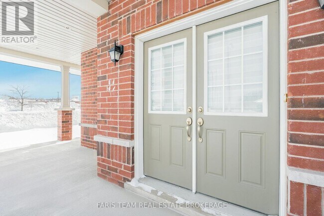 Photo du bâtiment - 41 Diana Dr