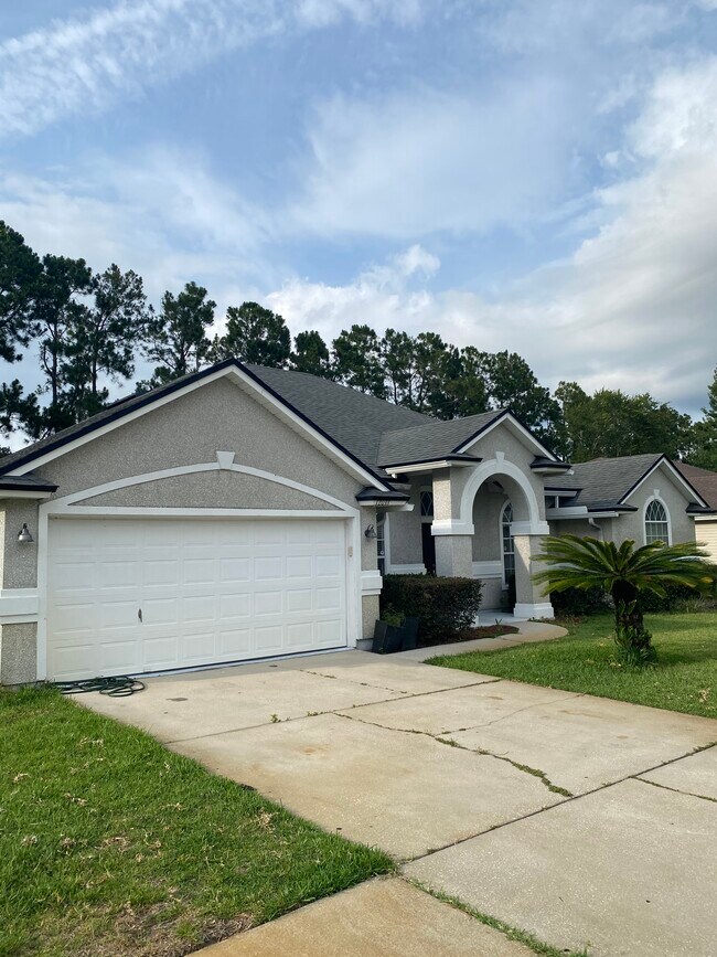 Foto del edificio - 12033 Walkers Glen Ln N