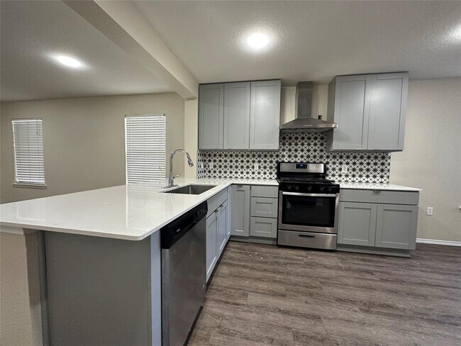 Foto del edificio - 3416 Autumn Bay Dr