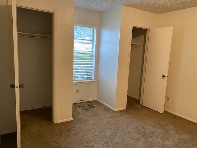 Building Photo - 114 Cherie Ln