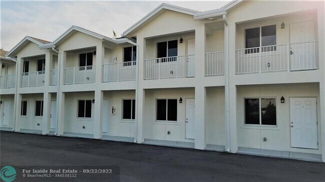 Foto del edificio - 2324 Johnson St