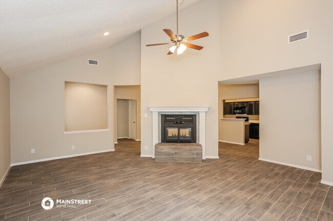Foto del edificio - 6205 Wentworth Ct