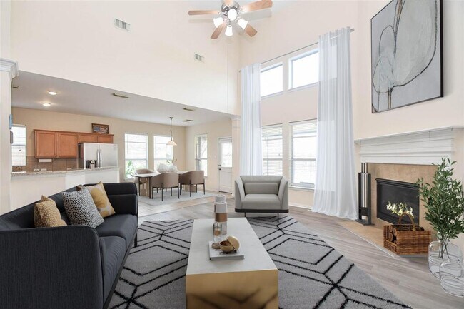 Foto del edificio - 7509 Lakeside Manor Ln