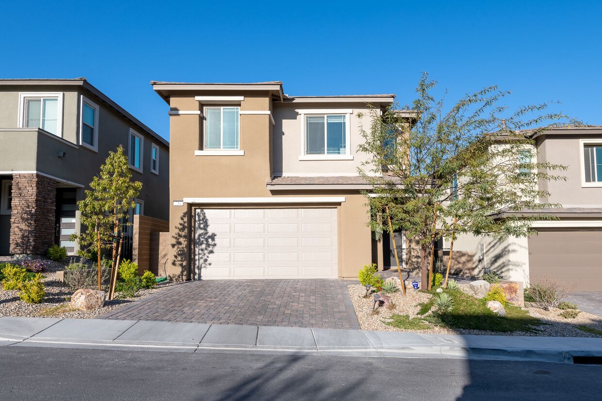 Primary Photo - Furnished 3 bedroom house In Summerlin Gat...