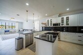 Foto principal - 10633 Falls St
