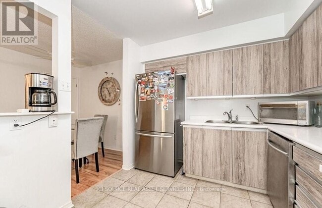 Building Photo - 1512 Pilgrims Way