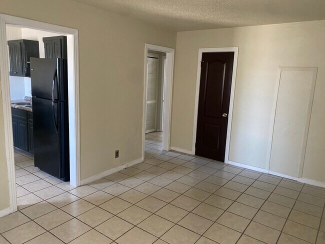 Foto del edificio - 306 E 31st St