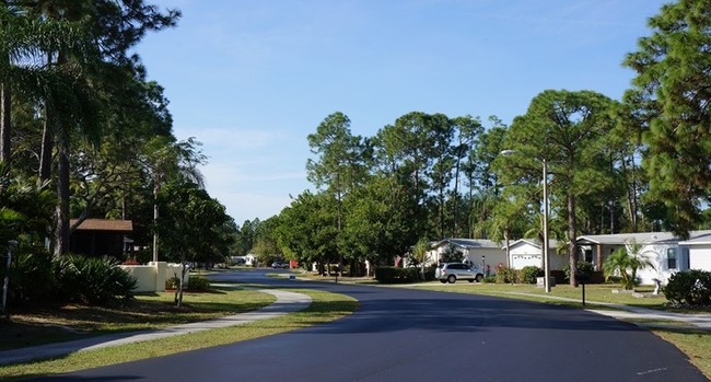 Foto del edificio - Pine Lakes Country Club