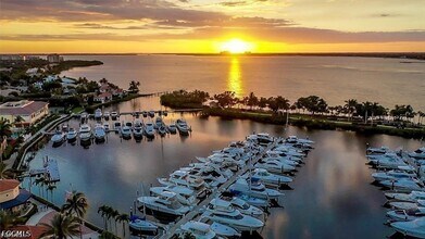 Building Photo - 14250 Royal Harbour Ct
