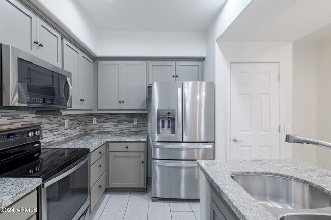 Foto del edificio - 3935 E Rough Rider Rd