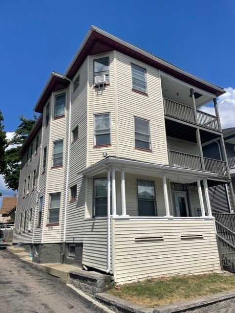 Primary Photo - 7 Wyman St