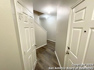 Building Photo - 10830 Mathom Landing