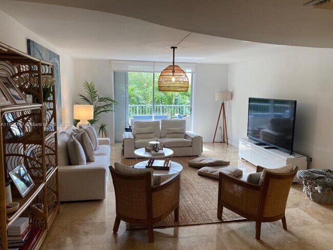 Foto del edificio - 210 Seaview Dr