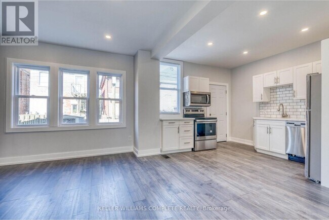 Photo du bâtiment - 23 Gibson Ave