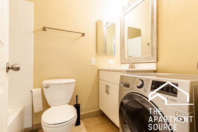 Foto del edificio - 3751 N Halsted St