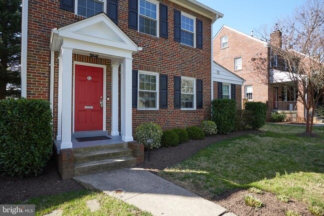 Building Photo - 4912 Brandywine St NW