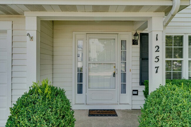 Foto del edificio - 1257 Orleans Dr