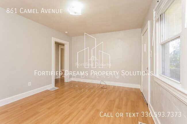 Building Photo - 861 Camel Ave