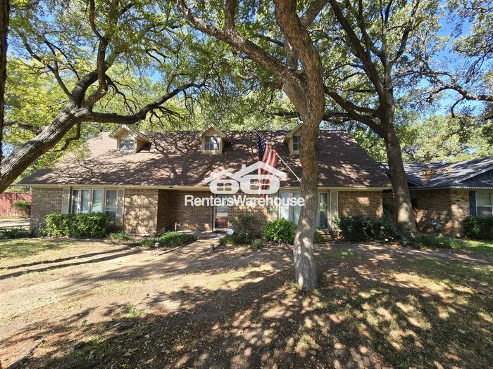 Primary Photo - FOR RENT - 5BED 2.5BATH - IRVING TEXAS - M...