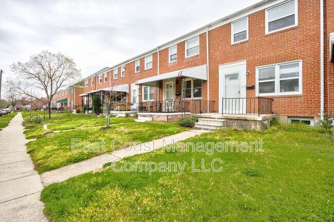 Building Photo - 2233 Graythorn Rd