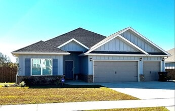 Building Photo - 31470 Shadwell Dr