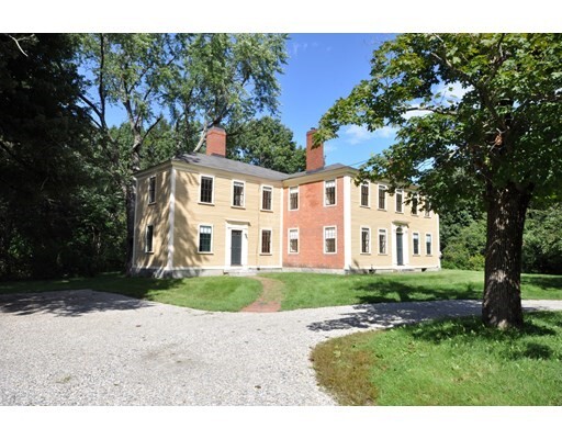 Primary Photo - 200 N Great Rd