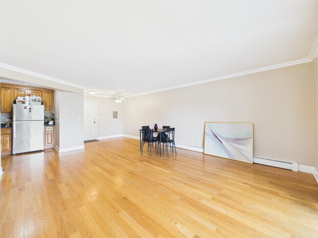 Foto del edificio - 2210 S Goebbert Rd