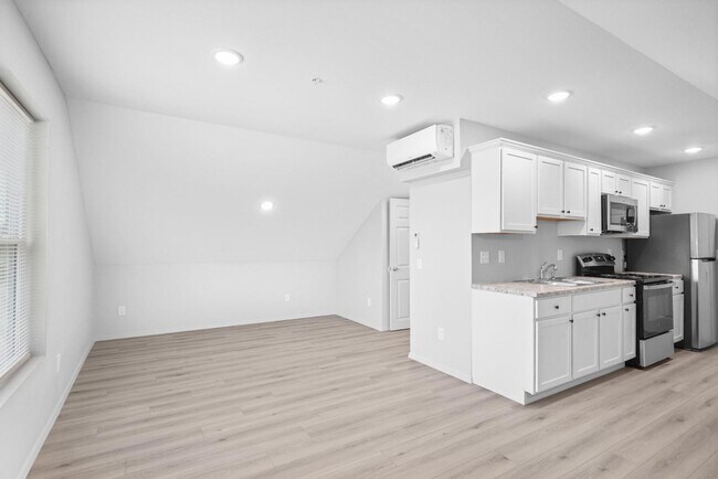 Foto del edificio - 622 N Main St Rd