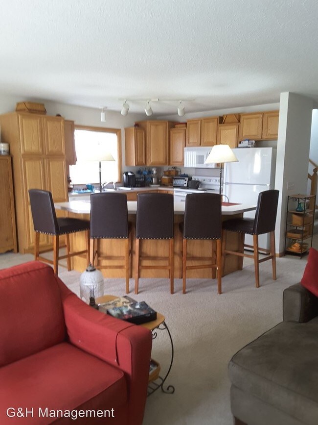Building Photo - 2824 Brockman Ct