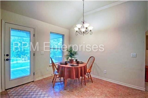 Foto del edificio - 11648 Coyote Run