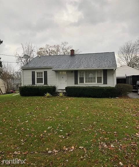 Primary Photo - 2 br, 1 bath House - 200 South Ave