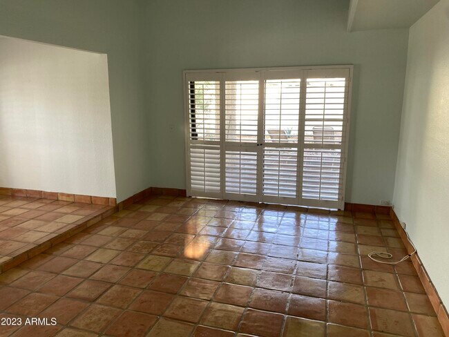Building Photo - 1728 E Belmont Ave