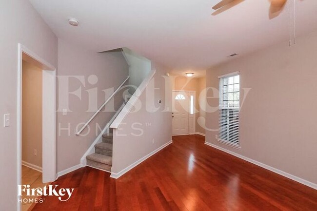Building Photo - 1018 Salmon River Dr