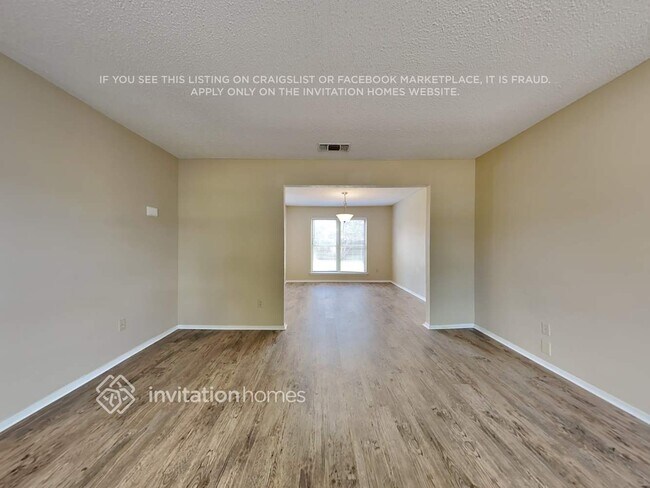 Foto del edificio - 2614 Remmington Dr