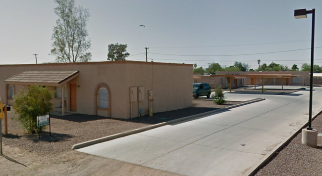 Building Photo - 375 W Spruell Ave