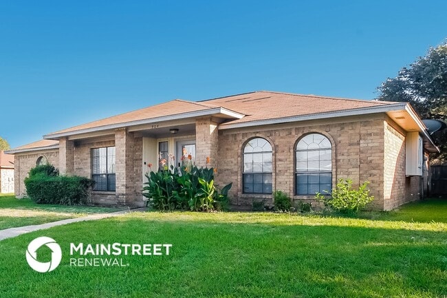 Foto del edificio - 904 Hunters Glen Dr
