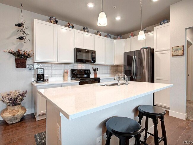 Foto del edificio - 15385 W 64th Ln