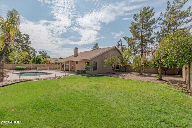 Foto del edificio - 4402 E Beverly Ln