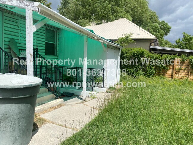 Foto del edificio - Come See this 1 bedroom 1 bath basement ap...