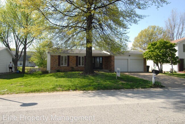 Building Photo - 3 br, 2.5 bath House - 10 Jenny Lind Drive