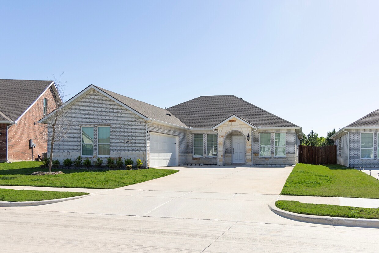 Foto principal - 266 Rutgers Ave