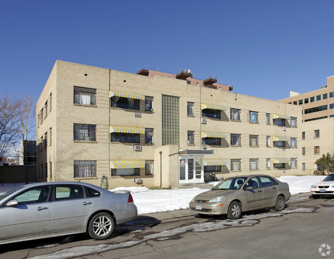 Primary Photo - Cherry Street Apartments